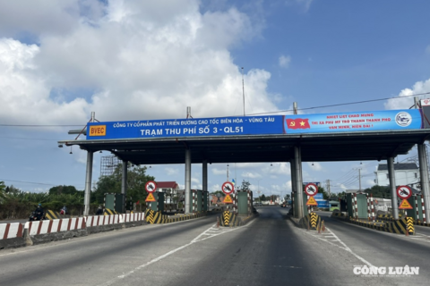 <a href="/thoi-su" title="Thời sự" rel="dofollow">Thời sự</a>