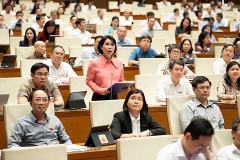 Bảo đảm các quy định về giáo dục, y tế phù hợp thực tiễn của Thủ đô