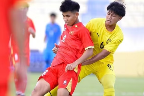 Chuyên gia chỉ ra sự khác biệt giữa bóng đá trẻ Việt Nam và Malaysia