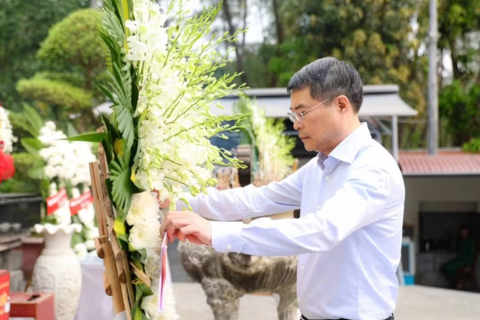 Thủ tướng Lê Minh Hưng dâng hương tại Khu di tích Ngã ba Đồng Lộc