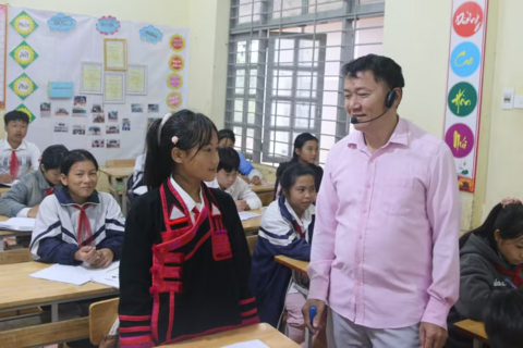 <a href="/giao-duc" title="Giáo dục" rel="dofollow">Giáo dục</a>