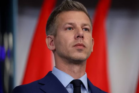 <a href="/thoi-su" title="Thời sự" rel="dofollow">Thời sự</a>