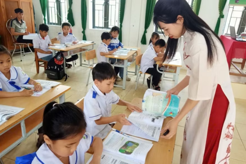 <a href="/giao-duc" title="Giáo dục" rel="dofollow">Giáo dục</a>