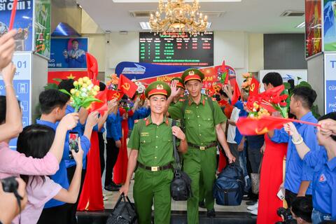 <a href="/giao-duc" title="Giáo dục" rel="dofollow">Giáo dục</a>