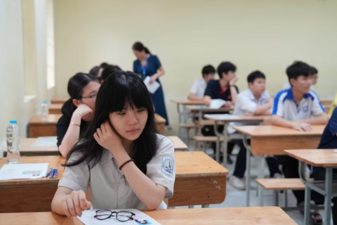 <a href="/giao-duc" title="Giáo dục" rel="dofollow">Giáo dục</a>