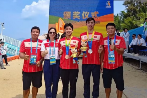 Bơi Việt Nam giành thêm Huy chương Bạc ở đấu trường châu Á