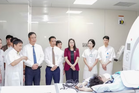 Bệnh viện Trung ương Huế vận hành hệ thống máy cộng hưởng từ thế hệ mới nhất