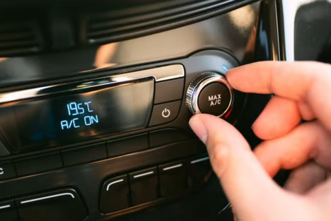 Mẹo giữ cửa gió điều hòa không bị ẩm mốc