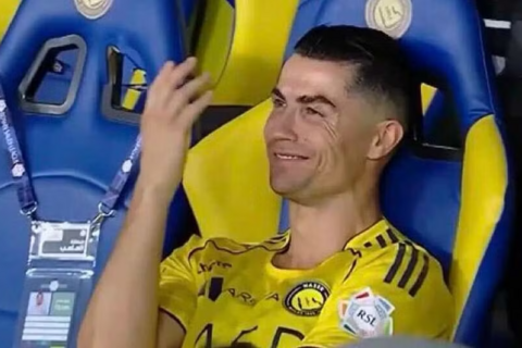 Thủ môn mắc sai lầm khó hiểu, Ronaldo lỡ đăng quang Saudi Pro League