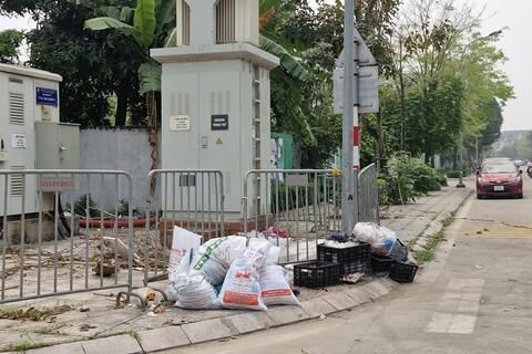 <a href="/thoi-su" title="Thời sự" rel="dofollow">Thời sự</a>