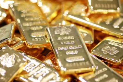 Bạc thủng mốc 76 USD, vàng thế giới lùi sát vùng “tử thủ” 4.500 USD