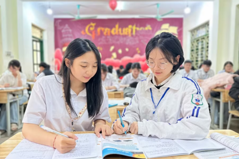 Không để học trò vùng cao lỡ nhịp mùa thi