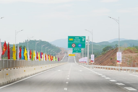 Tạm đóng từng đoạn cao tốc Bắc - Nam qua Quảng Trị để lắp đặt hệ thống điều hành giao thông