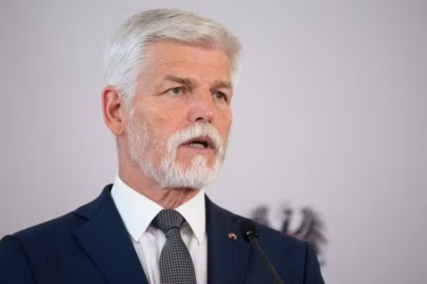 Tổng thống Czech: NATO phải ‘phô diễn sức mạnh’ trước Nga