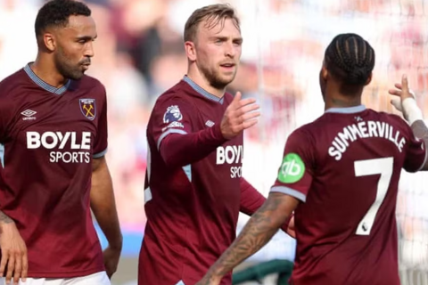 West Ham thắng đậm trận cuối vẫn ngậm ngùi xuống hạng