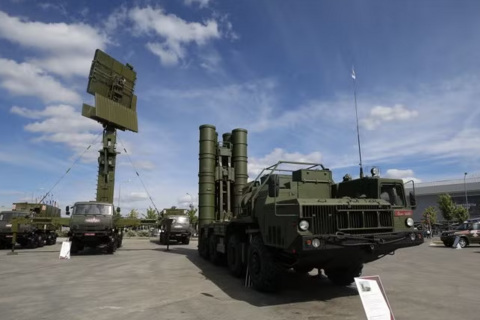 Ấn Độ đang đàm phán với Nga để mua thêm hệ thống tên lửa phòng không S-400