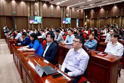 Hà Nội đẩy mạnh xây dựng, chỉnh đốn Đảng một cách toàn diện