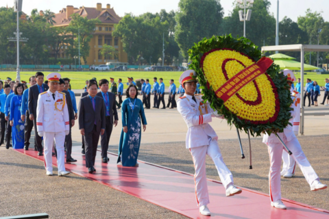 <a href="/thoi-su" title="Thời sự" rel="dofollow">Thời sự</a>
