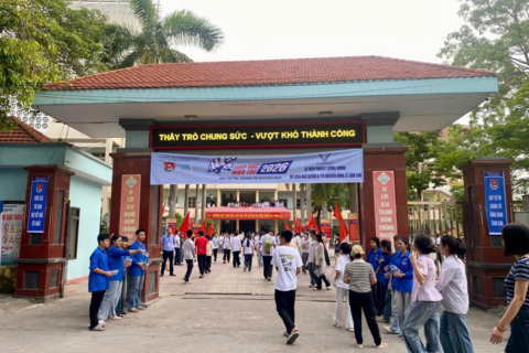 <a href="/giao-duc" title="Giáo dục" rel="dofollow">Giáo dục</a>