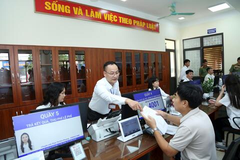 Hà Nội xếp thứ 8 cả nước về Chỉ số hài lòng của người dân đối với sự phục vụ hành chính
