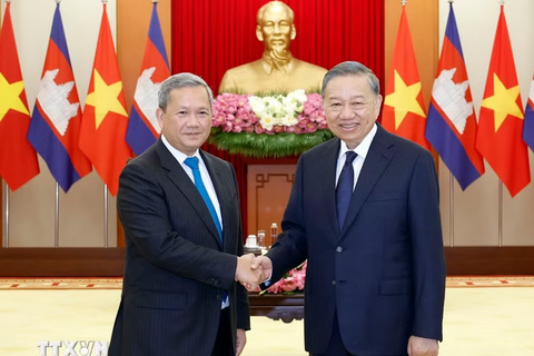 <a href="/thoi-su" title="Thời sự" rel="dofollow">Thời sự</a>