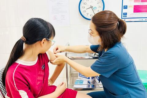Xã Sóc Sơn xử lý hơn 6.300 ổ bọ gậy phòng chống sốt xuất huyết