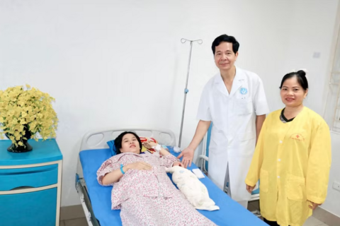 Phương pháp mới bóc u xơ tử cung kết hợp mổ lấy thai