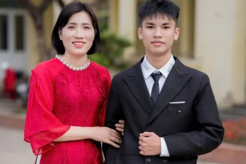 <a href="/giao-duc" title="Giáo dục" rel="dofollow">Giáo dục</a>