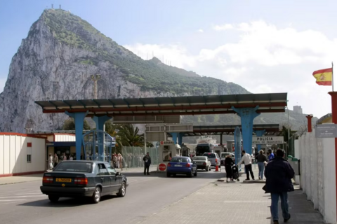 Chính thức dỡ bỏ kiểm soát biên giới Gibraltar - Tây Ban Nha