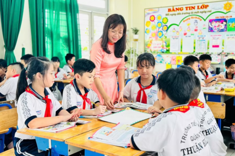 <a href="/giao-duc" title="Giáo dục" rel="dofollow">Giáo dục</a>