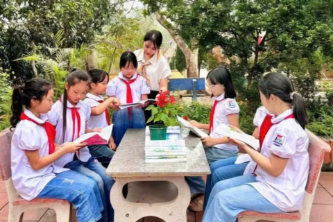 <a href="/giao-duc" title="Giáo dục" rel="dofollow">Giáo dục</a>