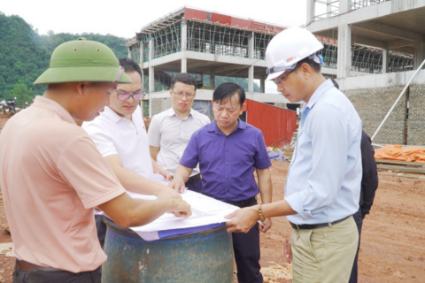 Cao Bằng: Phê bình đơn vị thi công dự án Trường phổ thông nội trú liên cấp Tiểu học và THCS Tổng Cọt