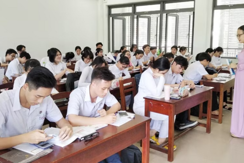 Điều kiện chuyển chức danh nghề nghiệp giáo viên THPT hạng I