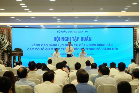 <a href="/giao-duc" title="Giáo dục" rel="dofollow">Giáo dục</a>
