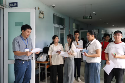 <a href="/giao-duc" title="Giáo dục" rel="dofollow">Giáo dục</a>