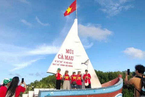Đánh thức “kho báu” cực Nam, tạo tăng trưởng mới cho du lịch Cà Mau