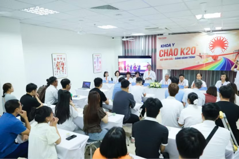 <a href="/giao-duc" title="Giáo dục" rel="dofollow">Giáo dục</a>