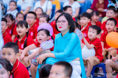 <a href="/giao-duc" title="Giáo dục" rel="dofollow">Giáo dục</a>