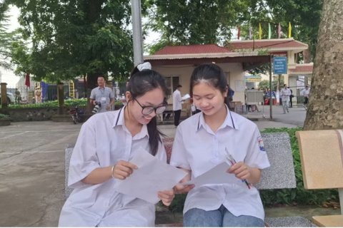 Điểm thi lại tốt nghiệp THPT cơ bản phản ánh đúng năng lực chung của nhà trường
