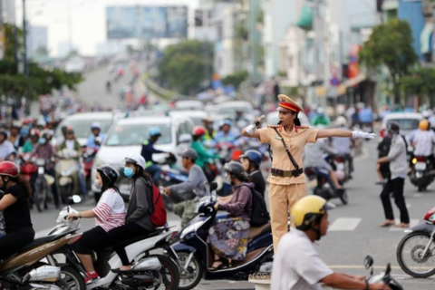Cao điểm bảo đảm an toàn giao thông dịp 2/9 và tháng học sinh đến trường