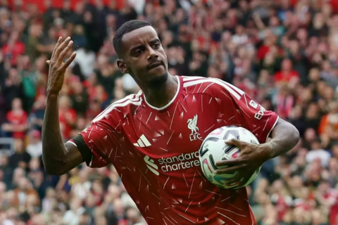 Tân binh 34,5 triệu bảng cứu Liverpool tại Ngoại hạng Anh
