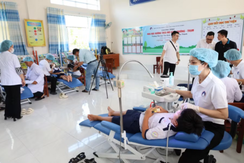 <a href="/giao-duc" title="Giáo dục" rel="dofollow">Giáo dục</a>