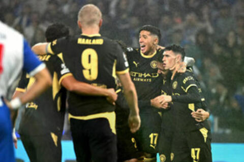 Haaland vượt huyền thoại, Man City thắng trận mở màn Champions League