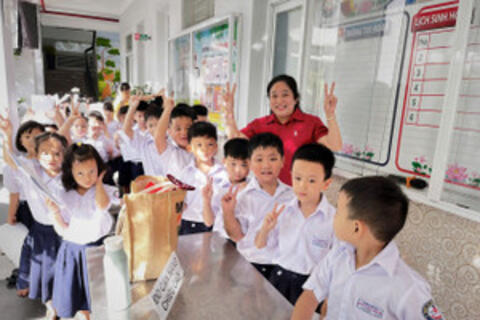 TPHCM đẩy mạnh khám sức khỏe đầu năm, chăm lo toàn diện thể chất học sinh