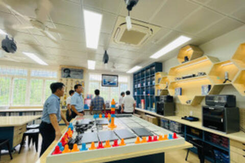 <a href="/giao-duc" title="Giáo dục" rel="dofollow">Giáo dục</a>
