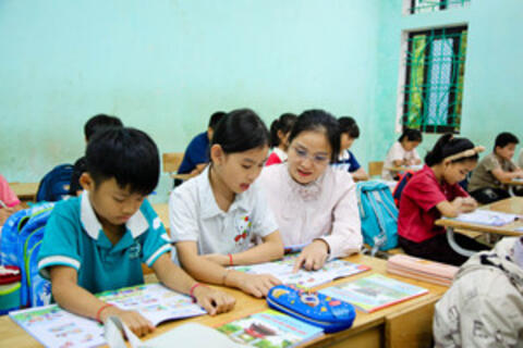 <a href="/giao-duc" title="Giáo dục" rel="dofollow">Giáo dục</a>