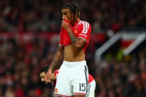 Ngôi sao 62 triệu Euro gặp khó tại Man United