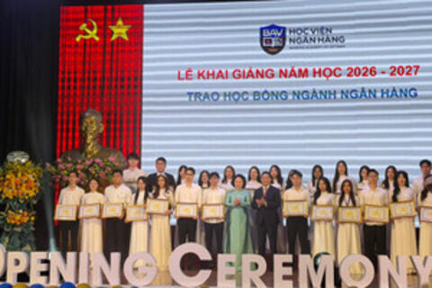 Học viện Ngân hàng khai giảng năm học mới