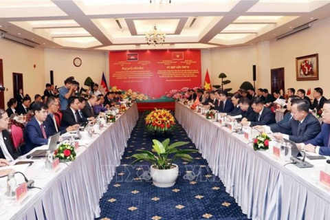 Củng cố, vun đắp mối quan hệ hợp tác Việt Nam - Campuchia ngày càng bền chặt, gắn bó