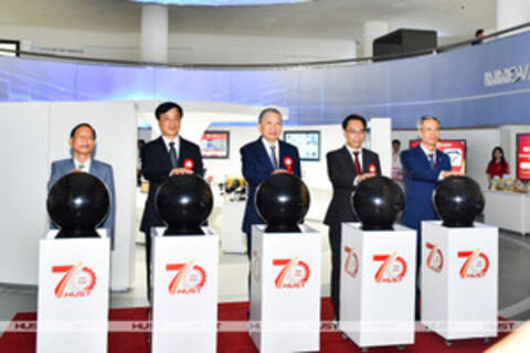 Khánh thành Không gian đổi mới sáng tạo liên ngành Đại học Bách khoa Hà Nội